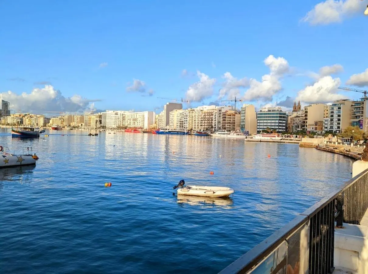 Kensington By Shmoo - 1 Minute To The Sea Apartment Sliema Malta